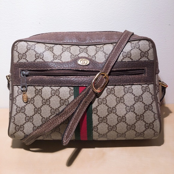 gucci ophidia gg supreme pouch